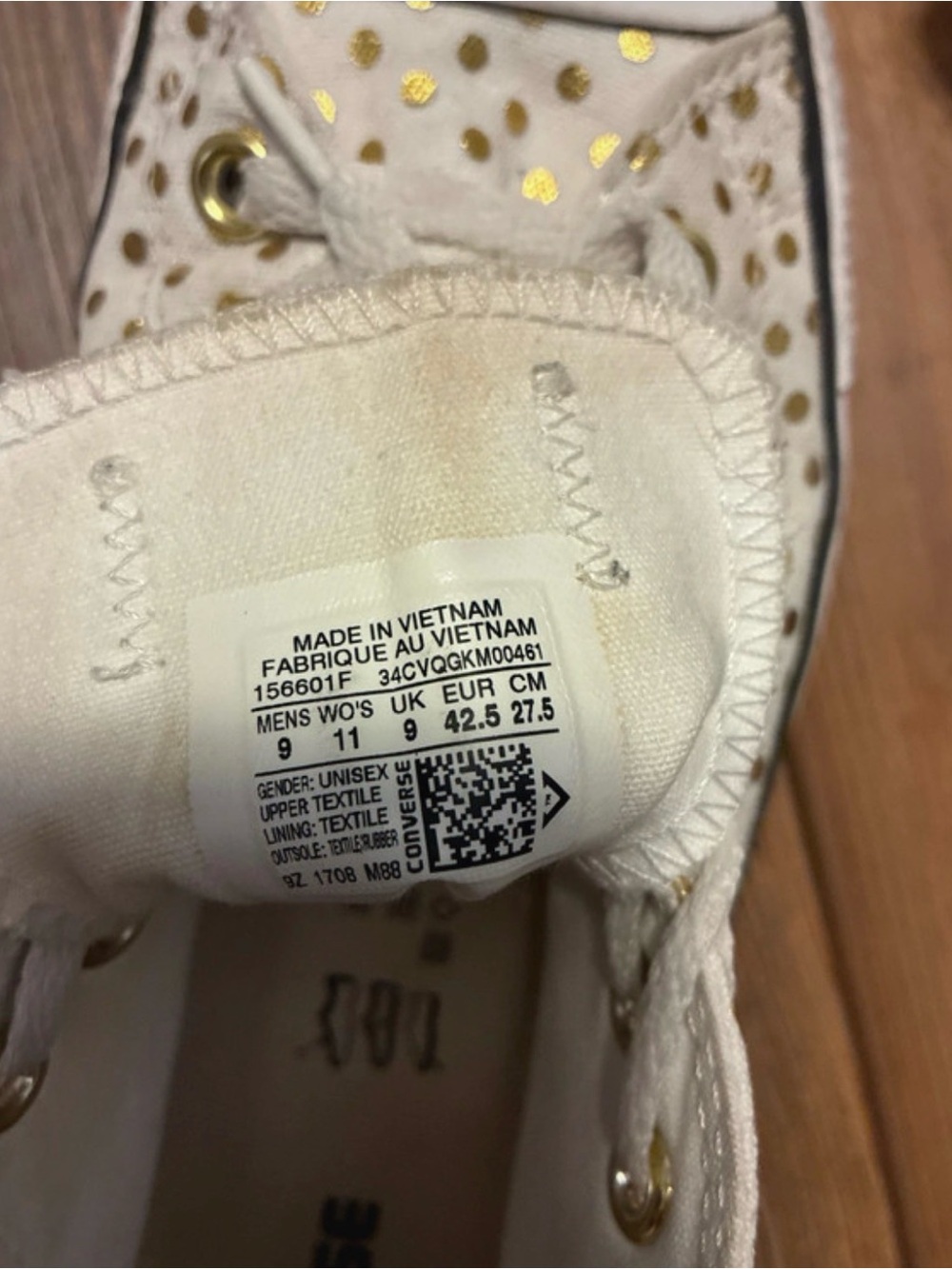 Converse Women’s Low Top Sneakers in White with Gold Polka Dots - Picture 4 of 4